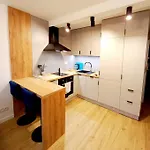 Neoapartments Lotnicza Апартаменты Вроцлав