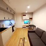 Neoapartments Lotnicza דירה *