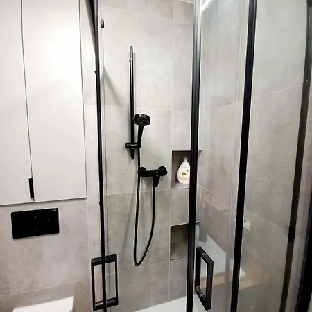 Neoapartments Lotnicza Apartman