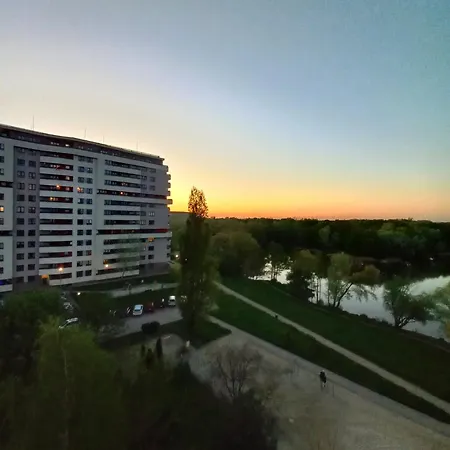 Neoapartments Lotnicza Apartman *