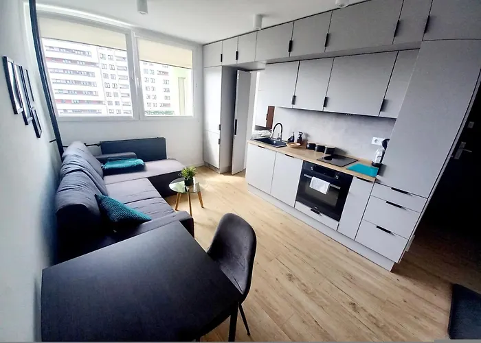 Neoapartments Lotnicza ורוצלב